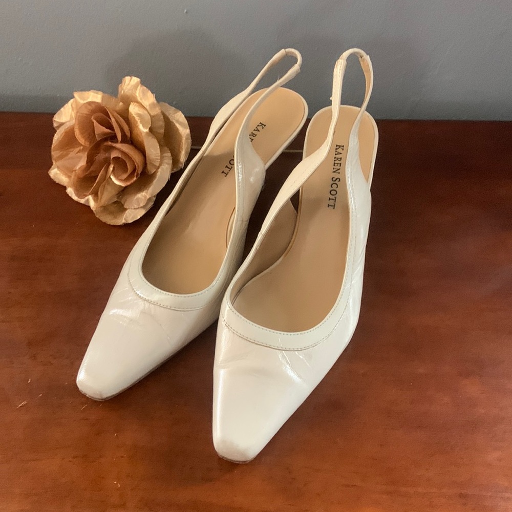 KAREN SCOTT  GENUINE cream leather upper,  mid heel sling backs. Size 7.
